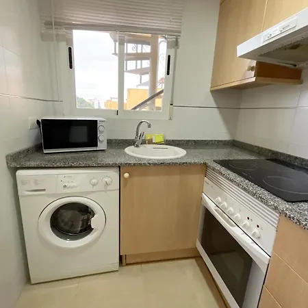 Almendros 3000 Apartment *